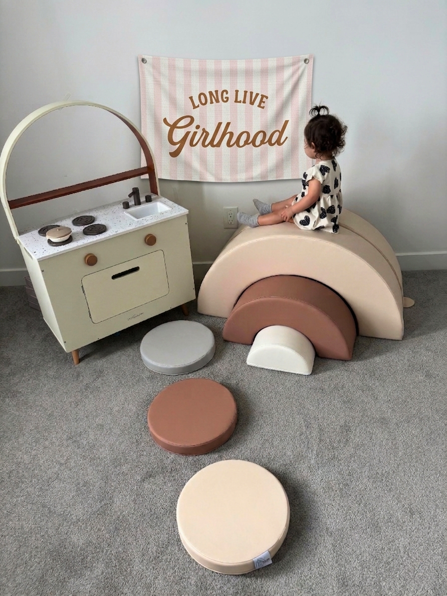 The Play Haus - a Modular Soft Play Set